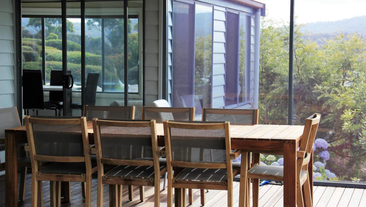 Sea Eagle Cottage Amazing Views Of Bay Of Fires Binalong Bay Bagian luar foto