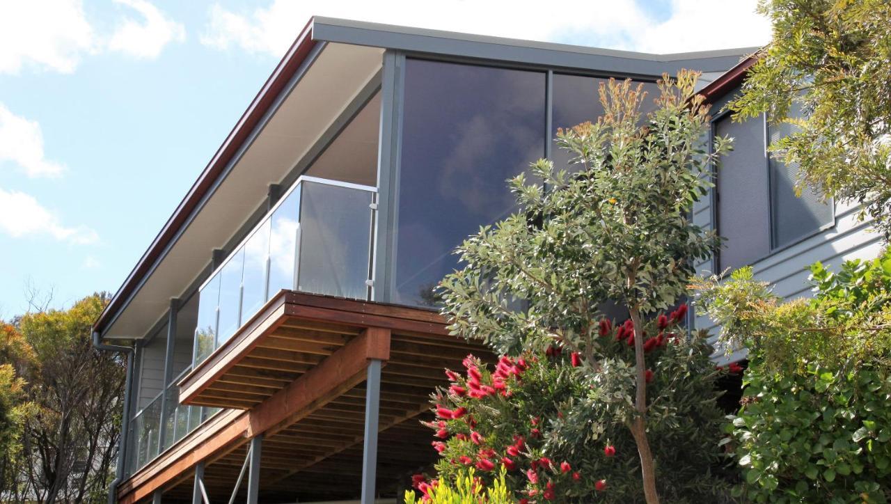 Sea Eagle Cottage Amazing Views Of Bay Of Fires Binalong Bay Bagian luar foto