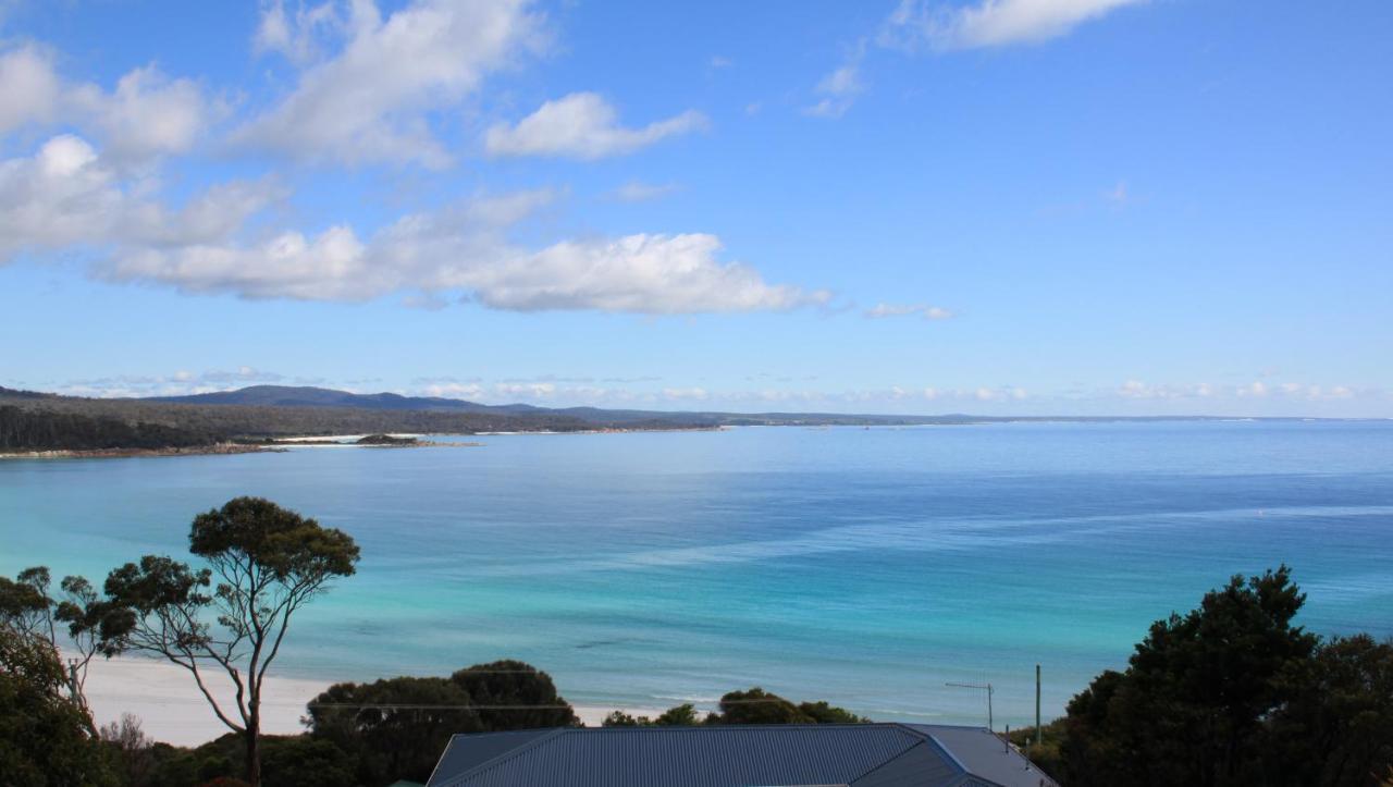 Sea Eagle Cottage Amazing Views Of Bay Of Fires Binalong Bay Bagian luar foto