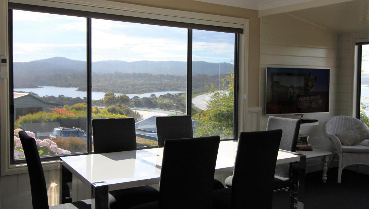 Sea Eagle Cottage Amazing Views Of Bay Of Fires Binalong Bay Bagian luar foto