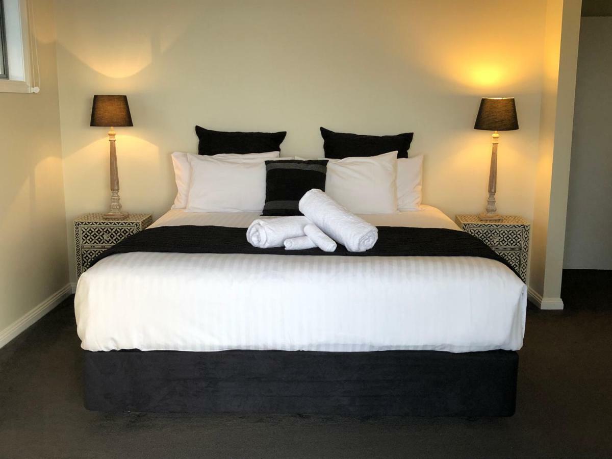 Sea Eagle Cottage Amazing Views Of Bay Of Fires Binalong Bay Bagian luar foto